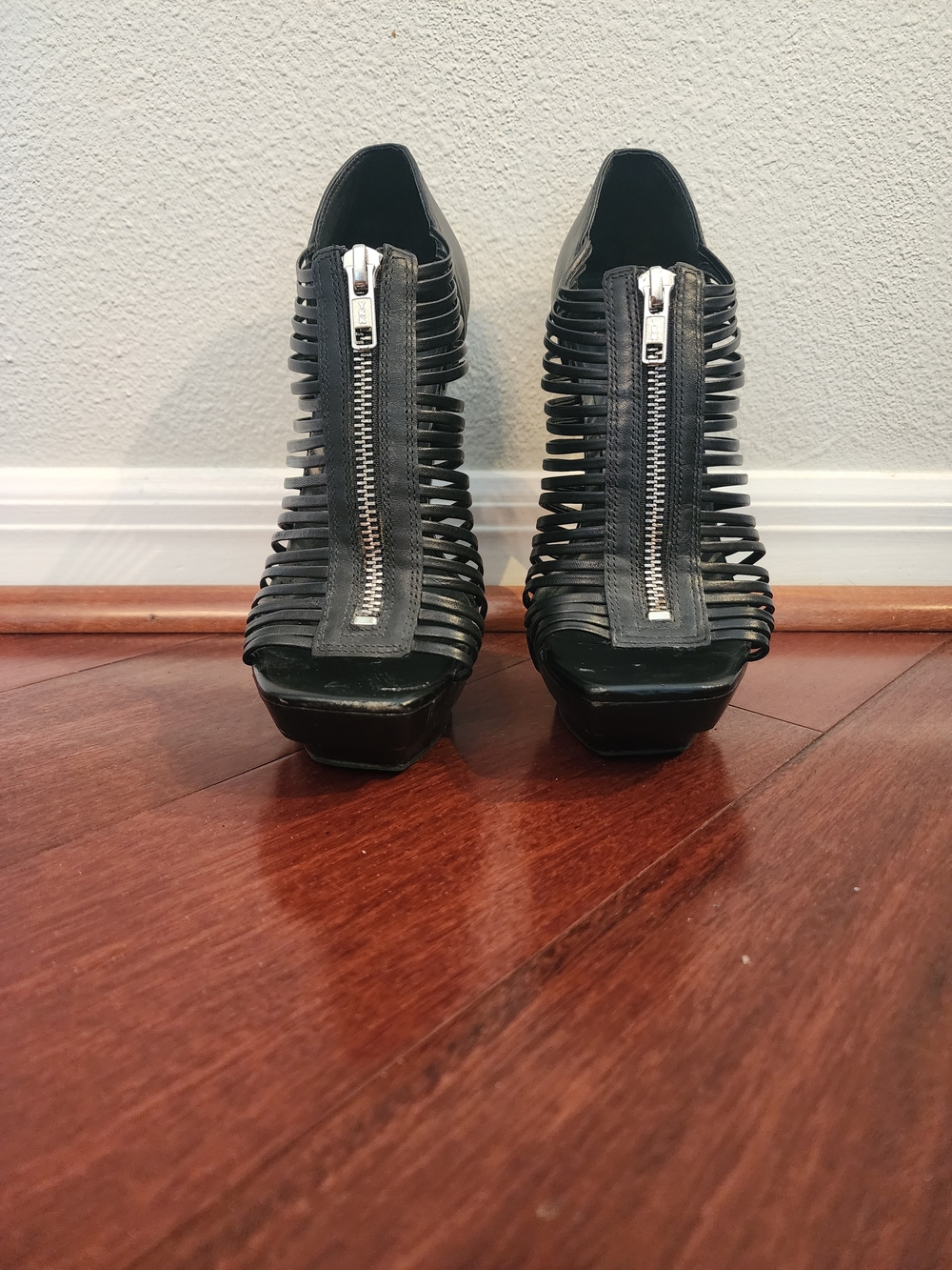 Jessica Simpson Black Strappy Zip Platform Heels